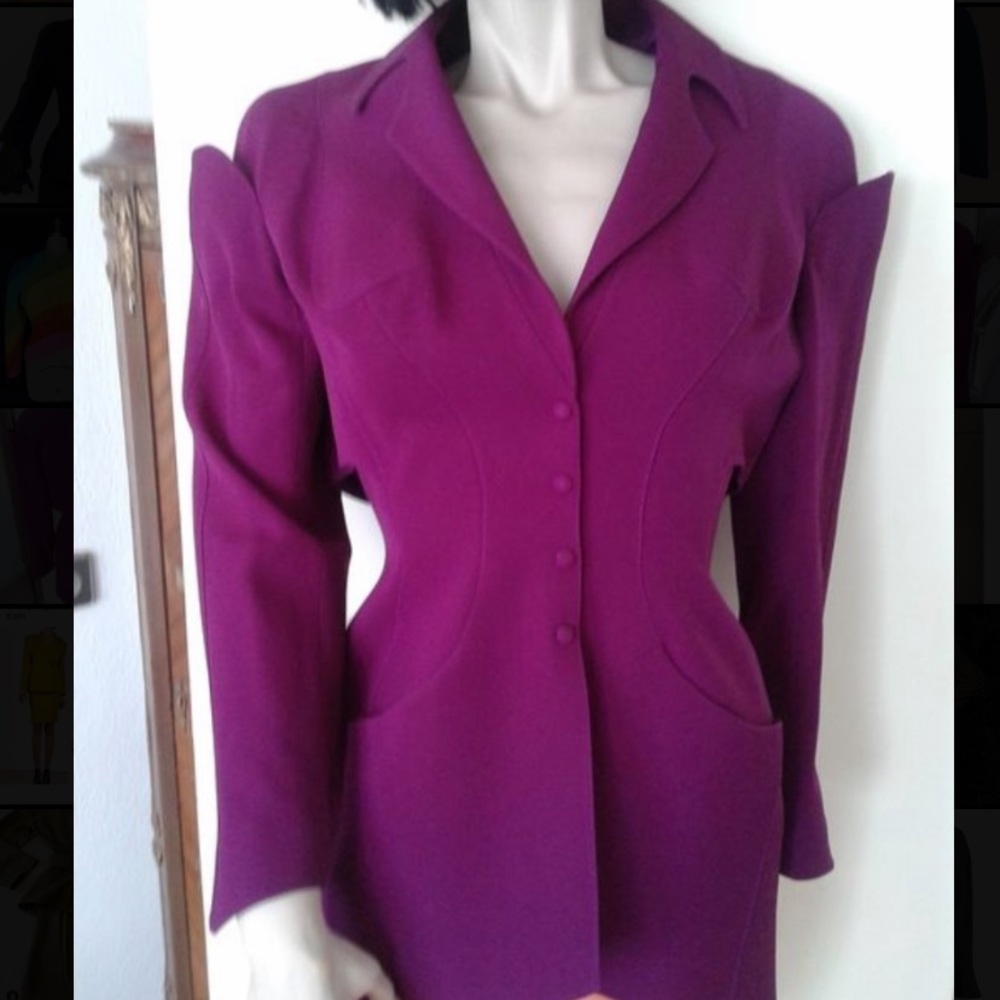 WANTED ISO , this Thierry Mugler blazer jacket